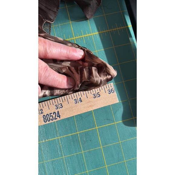 Long Women's Ombre Cheetah Crinkle Scarf  Polyester  72 inches - Picture 2 of 4